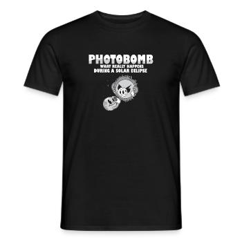 Total Solar Eclipse 2024 Totality Photobomb Sun - Men's T-Shirt - black - Front - AI Model Male 178 light (178cm)