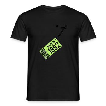 Anniversaire T-shirt 1992 - T-shirt homme - noir - Devant - AI Model Male 178 light (178cm)
