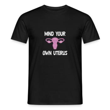 Attention à votre propre utérus - T-shirt homme - noir - Devant - AI Model Male 178 light (178cm)