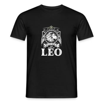 Löwe Sternzeichen sind die Besten Horoskop - Männer T-Shirt - Schwarz - Vorne - AI Model Male 178 light (178cm)
