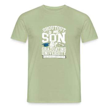 Grad uni son - Men's T-Shirt - sage - Front - AI Model Male 178 light (178cm)