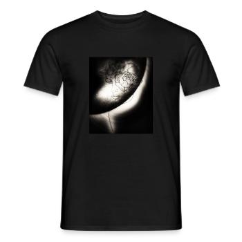 Frau Kunst - Männer T-Shirt - Schwarz - Vorne - AI Model Male 178 light (178cm)