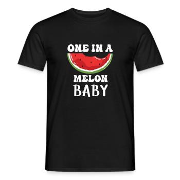 Un bébé melon pastèque - T-shirt homme - noir - Devant - AI Model Male 178 light (178cm)