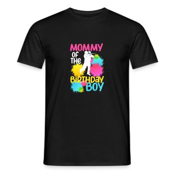 Mama des Geburtstagskindes Paintball Passende - Männer T-Shirt - Schwarz - Vorne - AI Model Male 178 light (178cm)