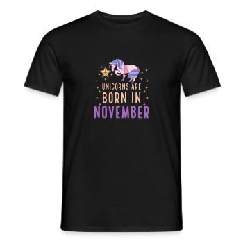 Einhörner werden im November geboren Geburtsmonat Geburtstag - Männer T-Shirt - Schwarz - Vorne - AI Model Male 178 light (178cm)