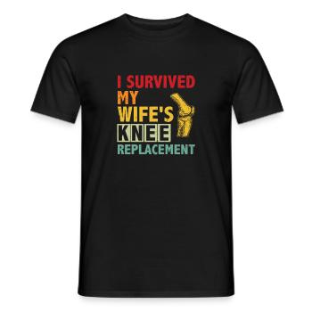 I survived my wife's knee surgery - Men's T-Shirt - black - Front - AI Model Male 178 light (178cm)