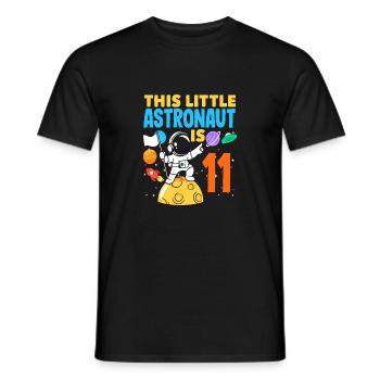 Ce petit astronaute fête ses 11 ans - T-shirt homme - noir - Devant - AI Model Male 178 light (178cm)