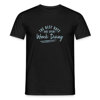 The Best Days Are Spent Wreck Diving Sayings - Men's T-Shirt - black - Front - AI Model Male 178 light (178cm)