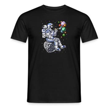 Astronaut Blowing Bubbles - Men's T-Shirt - black - Front - AI Model Male 178 light (178cm)