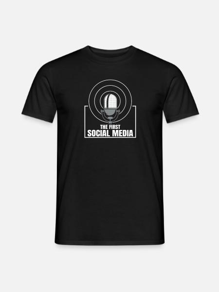 The First Social Media Radio Microphone Retro - Men's T-Shirt - black
