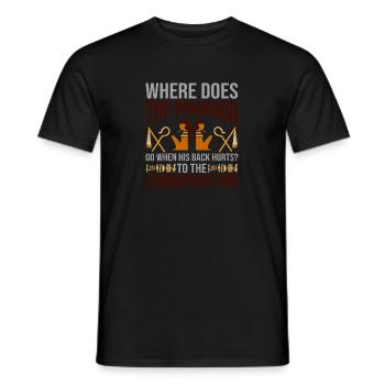 Pharao Rücken verletzt Kairopraktiker Mythologie - Männer T-Shirt - Schwarz - Vorne - AI Model Male 178 light (178cm)