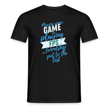 Spiel- vs. FPS-Freundschaft auf die Probe gestellt - Männer T-Shirt - Schwarz - Vorne - AI Model Male 178 light (178cm)