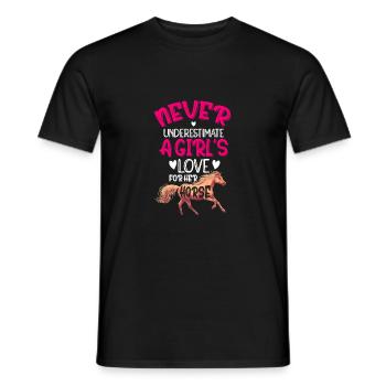 Never Underestimate A Girl's Love For Her Horse Eq - Männer T-Shirt - Schwarz - Vorne - AI Model Male 178 light (178cm)