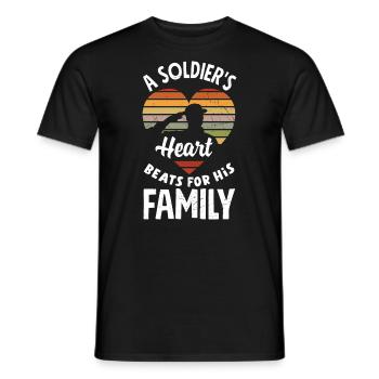 A Soldier's Heart Beats for his Family Father's - Männer T-Shirt - Schwarz - Vorne - AI Model Male 178 light (178cm)