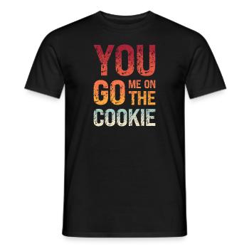 Denglisch Du Gehst Mir Auf Die Kekse Cookie Spruch - Männer T-Shirt - Schwarz - Vorne - AI Model Male 178 light (178cm)
