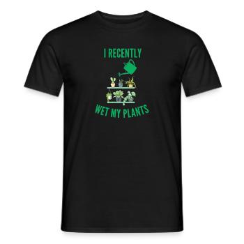 I Wet My Plants Funny Gardening Gardeners - Men's T-Shirt - black - Front - AI Model Male 178 light (178cm)
