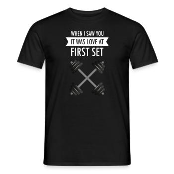 Love At First Set - Valentines Gym - Men's T-Shirt - black - Front - AI Model Male 178 light (178cm)
