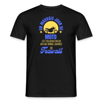 UN MAUVAIS JOUR DE MOTO MEILLEUR QUE LE TRAVAIL - T-shirt homme - noir - Devant - AI Model Male 178 light (178cm)