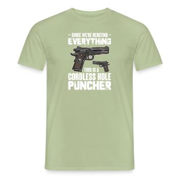 Depuis que tout a été redéfinis, il s’agit d’un trou sans fil - T-shirt homme - vert sauge - Devant - AI Model Male 178 light (178cm)