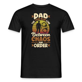 Dad the Protector Father's Day Design for - Männer T-Shirt - Schwarz - Vorne - AI Model Male 178 light (178cm)