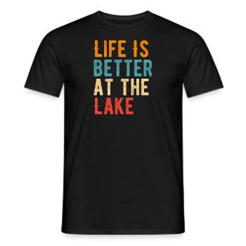 la vie est meilleure au lac Summer Saying - T-shirt homme - noir - Devant - AI Model Male 178 light (178cm)