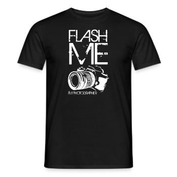 Flash Me I am Photographer - Männer T-Shirt - Schwarz - Vorne - AI Model Male 178 light (178cm)