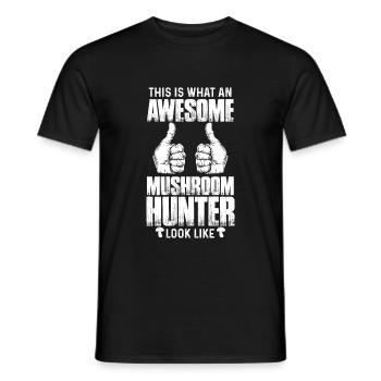 Cueilleurs de champignons et amis champignons - T-shirt homme - noir - Devant - AI Model Male 178 light (178cm)