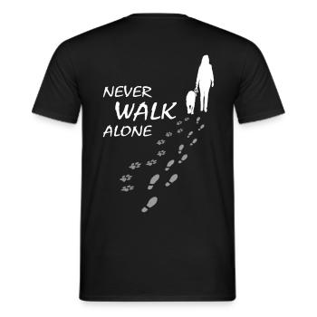 Never walk alone - Hund Frauchen Gassi, Backprint - Männer T-Shirt - Schwarz - Hinten - AI Model Male 178 light (178cm)