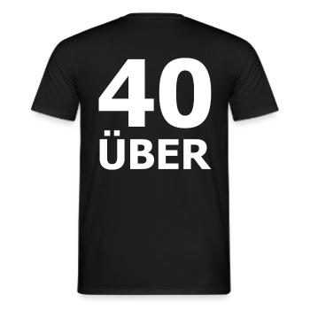 Über 40 Fußballshirt - Männer T-Shirt - Schwarz - Hinten - AI Model Male 178 light (178cm)