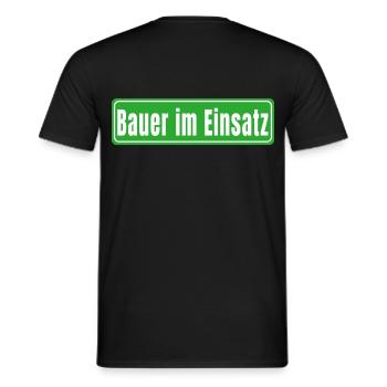 Bauer im Einsatz - Männer T-Shirt - Schwarz - Hinten - AI Model Male 178 light (178cm)