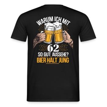Pourquoi est-ce que j’ai l’air si bien à 62 ans ? La bière vous garde jeune - T-shirt homme - noir - Dos - AI Model Male 178 light (178cm)