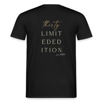 30ème Anniversaire édition limitée depuis 1995 Cadeau - T-shirt homme - noir - Dos - AI Model Male 178 light (178cm)
