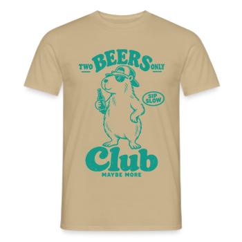 Capybara Bierclub – Sip Slow, Club More - Mint - Männer T-Shirt - Sandbeige - Vorne - AI Model Male 178 light (178cm)
