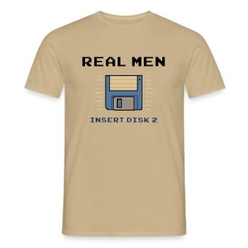 Pixelart Amiga Floppy Disk Nostalgie - Männer T-Shirt - Sandbeige - Vorne - AI Model Male 178 light (178cm)