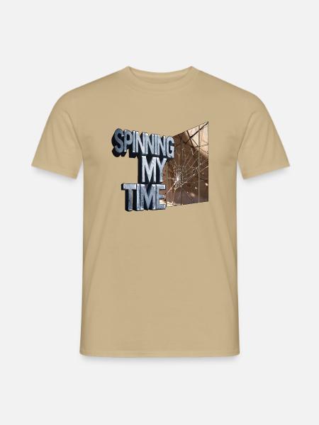 Ich drehe meine Zeit - Männer T-Shirt - Sandbeige