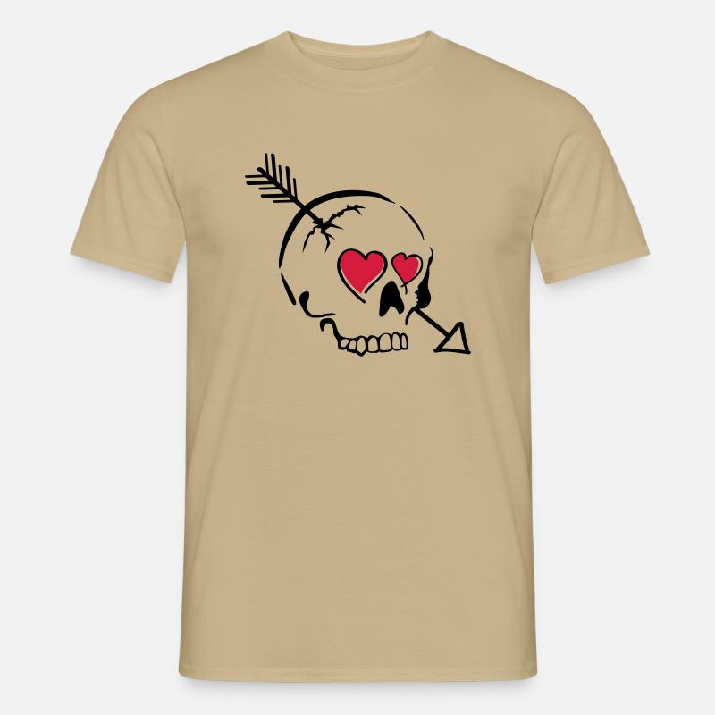schädel pfeil herzen - Männer T-Shirt - Sandbeige