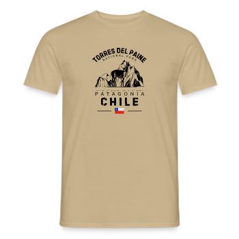 Torres Del Paine Nationalpark Chile - Männer T-Shirt - Sandbeige - Vorne - AI Model Male 178 light (178cm)