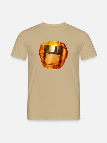 Diskette in Bernstein versenkt - Männer T-Shirt - Sandbeige
