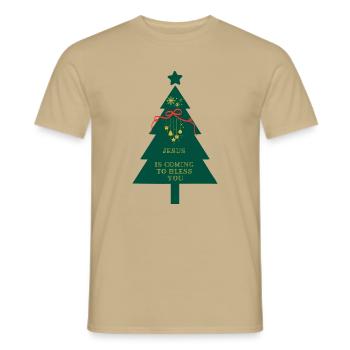 Jesus kommt, um dich zu segnen, Christmas Tree Faith - Männer T-Shirt - Sandbeige - Vorne - AI Model Male 178 light (178cm)