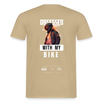 OBSESSED WITH MY BIKE Biker Motorrad Backprint - Männer T-Shirt - Sandbeige - Hinten - AI Model Male 178 light (178cm)