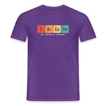 Sarkasmus des Periodensystems Lieblingselement - Männer T-Shirt - Lila - Vorne - AI Model Male 178 light (178cm)