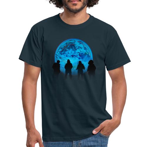 MOON KISS (Super Blue) - Männer T-Shirt