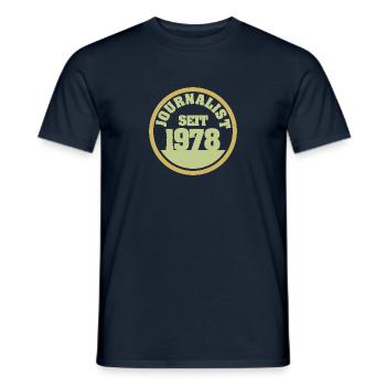 1978 - Männer T-Shirt - Navy - Vorne - AI Model Male 178 light (178cm)