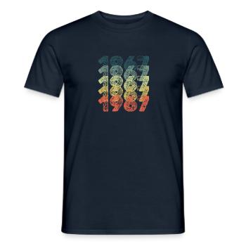 Jahr 1967 - Männer T-Shirt - Navy - Vorne - AI Model Male 178 light (178cm)