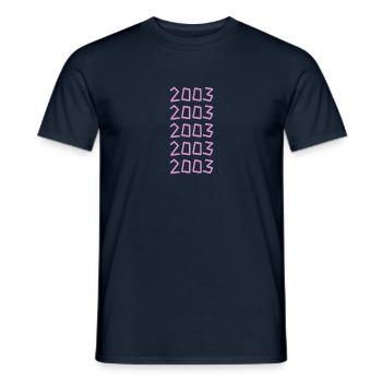 2003 - Männer T-Shirt - Navy - Vorne - AI Model Male 178 light (178cm)