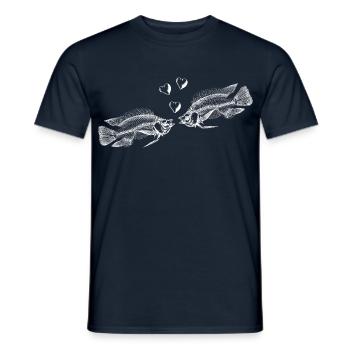 Liebe unter Wasser. Skelettfische. Morbider Humor - Männer T-Shirt - Navy - Vorne - AI Model Male 178 light (178cm)