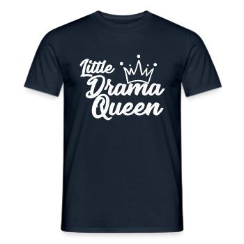 Little Drama Queen - Männer T-Shirt - Navy - Vorne - AI Model Male 178 light (178cm)