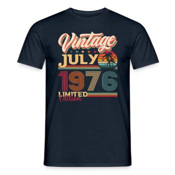 Millésime Juillet 1976 46ème anniversaire Hommes 46 ans - T-shirt homme - marine - Devant - AI Model Male 178 light (178cm)
