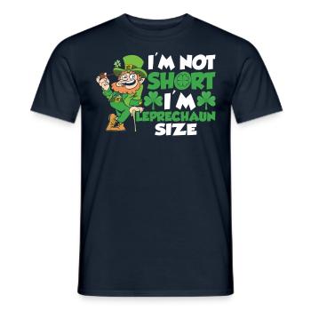 Ich Bin Nicht Klein Ich Habe Leprechaun Größe Ire - Männer T-Shirt - Navy - Vorne - AI Model Male 178 light (178cm)