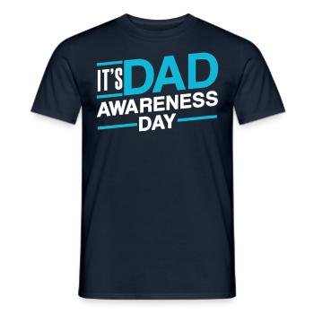 Aujourd’hui, c’est la fête des pères Père Papa - T-shirt homme - marine - Devant - AI Model Male 178 light (178cm)